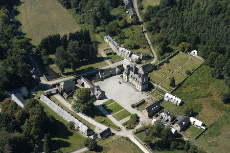 Chez Manu - Gîte insolite au coeur d&#039;une ancienne forge