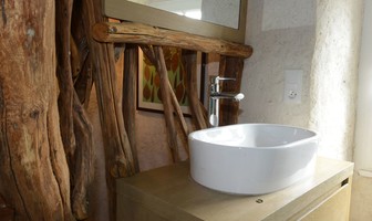 Chez Manu - Gîte insolite au coeur d&#039;une ancienne forge