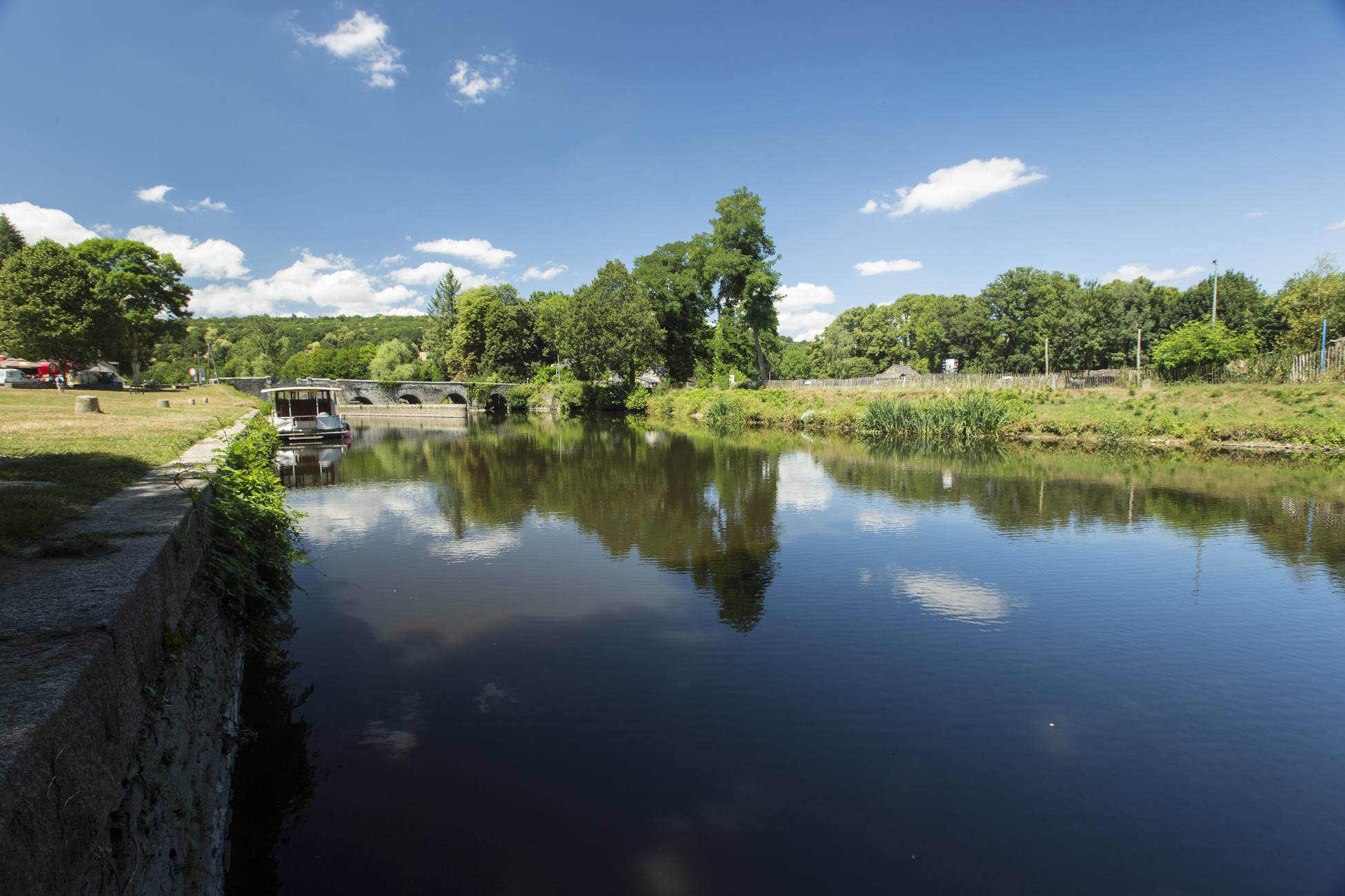 Abbaye de Bon Repos Ecluse