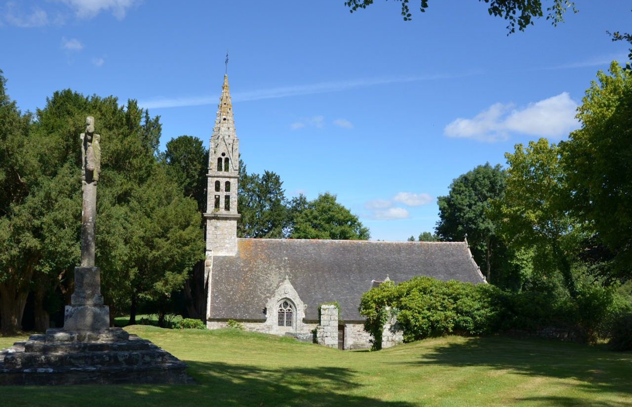 Chapelle de Lansalaün, Paule