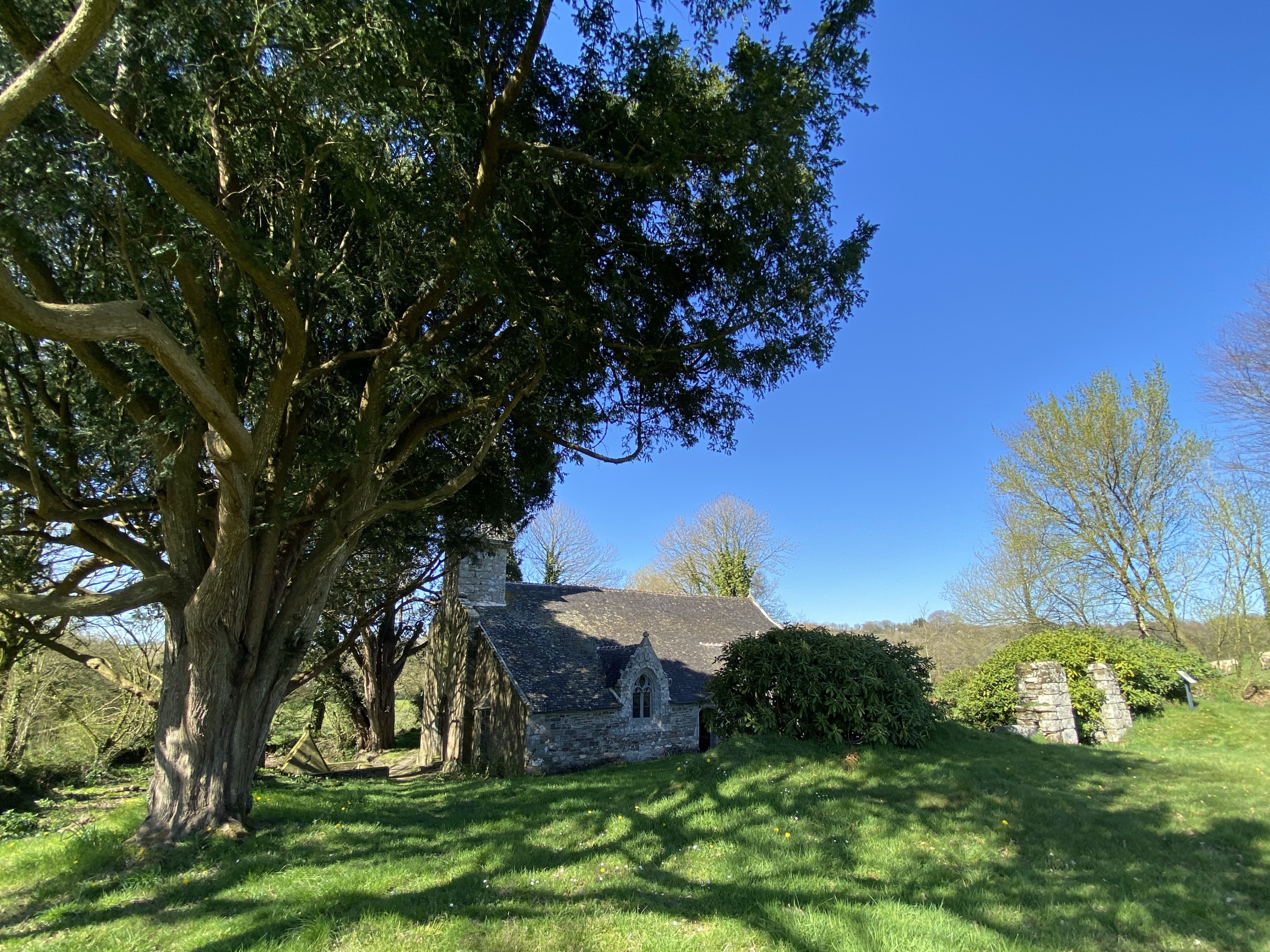Chapelle de Launsalaun, à Paule, Bretagne